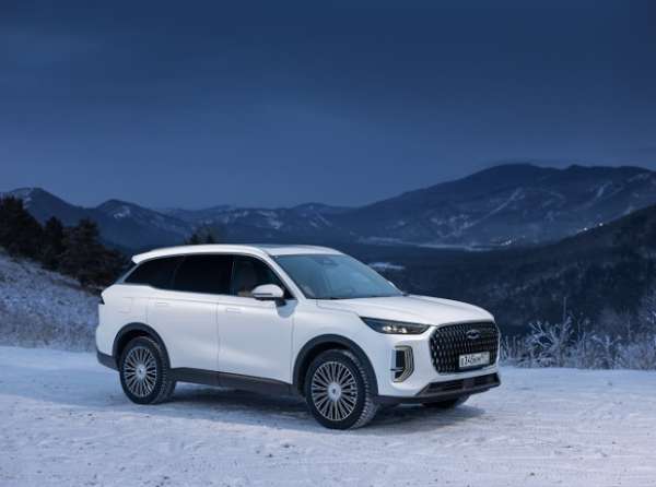 Компания Chery раскрыла комплектации нового кроссовера Tiggo 9